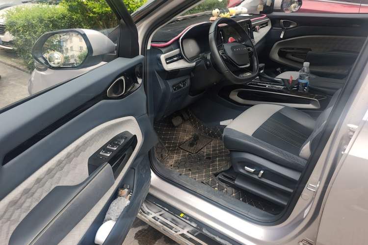 Used Baojun RM-5 2019 1.5T CVT 24-Hour Online Prestige Version 6 Seats Driver Seat