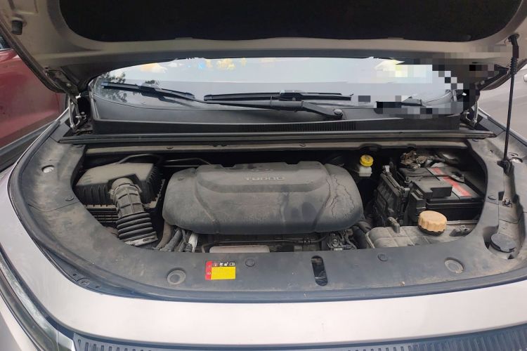 Used Baojun RM-5 2019 1.5T CVT 24-Hour Online Prestige Version 6 Seats Engine Bay