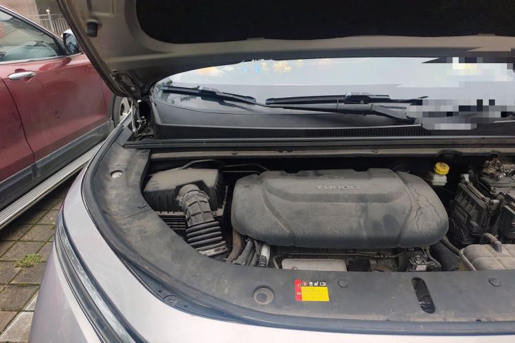 Used Baojun RM-5 2019 1.5T CVT 24-Hour Online Prestige Version 6 Seats Engine Bay Right