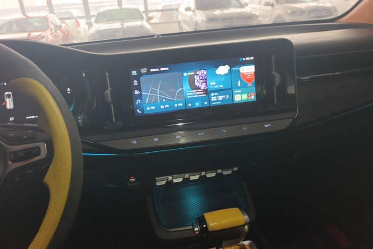 Used Baojun RM-5 2019 1.5T CVT Elite Version with 24-Hour Online Service 5 Seats Audio And AC Panel