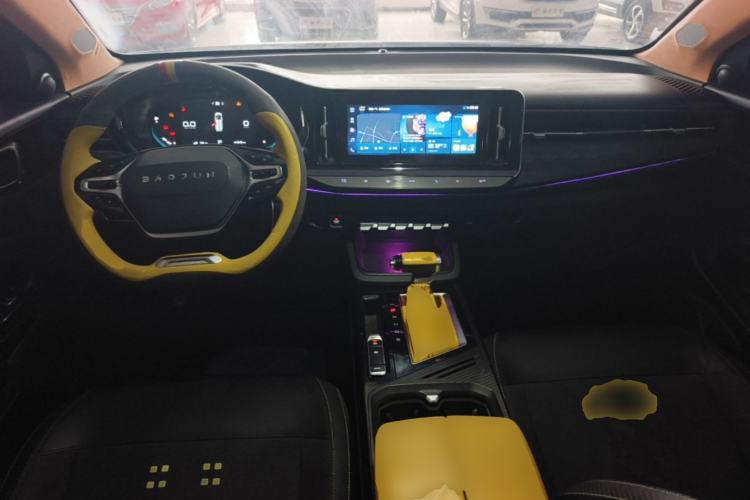 Used Baojun RM-5 2019 1.5T CVT Elite Version with 24-Hour Online Service 5 Seats Center Console