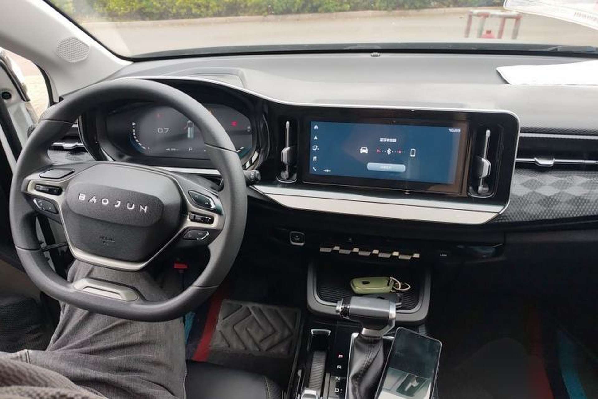 Used Baojun RM-5 2019 1.5T CVT Elite Version with 24-Hour Online Service 6 Seats Center Console