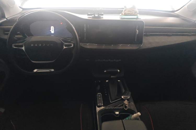 Used Baojun RM-5 2019 1.5T CVT 24-Hour Online Prestige Version 6 Seats Center Console