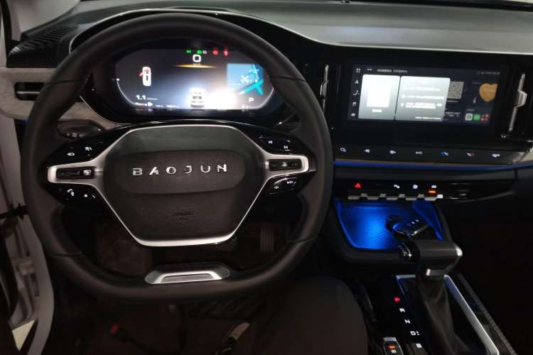 Used Baojun RM-5 2019 1.5T CVT 24-Hour Online Prestige Version 5 Seats Center Console
