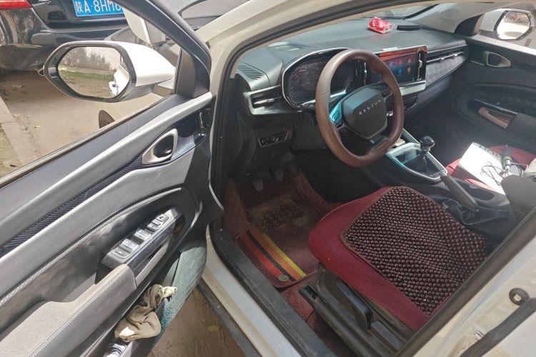 Used Baojun RM-5 2019 1.5T Manual Elite Version with 24-Hour Online Service 6 Seats Driver Seat