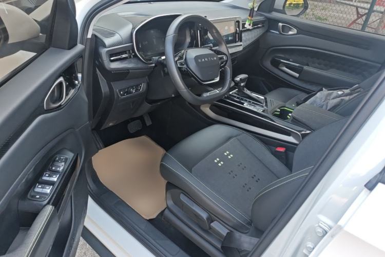 Used Baojun RM-5 2019 1.5T CVT Elite Version with 24-Hour Online Service 7 Seats Driver Seat