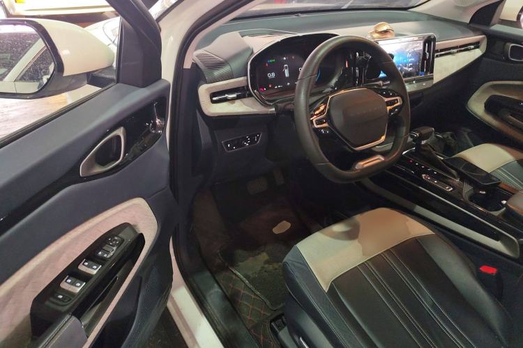 Used Baojun RM-5 2019 1.5T CVT 24-Hour Online Luxury Version 6 Seats Driver Seat