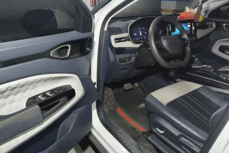 Used Baojun RM-5 2019 1.5T CVT 24-Hour Online Luxury Version 6 Seats Driver Seat