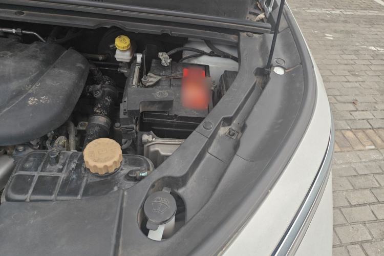 Used Baojun RM-5 2019 1.5T CVT Elite Version with 24-Hour Online Service 7 Seats Engine Bay Left