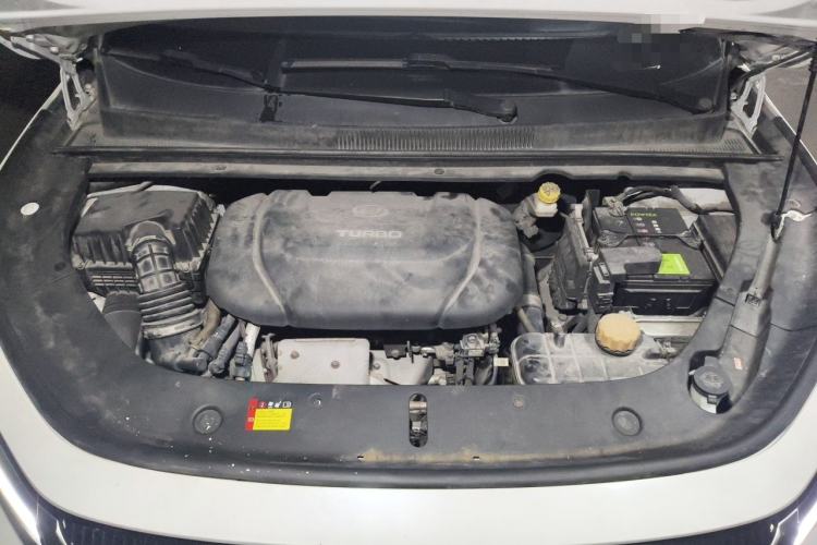 Used Baojun RM-5 2019 1.5T CVT 24-Hour Online Luxury Version 6 Seats Engine Bay