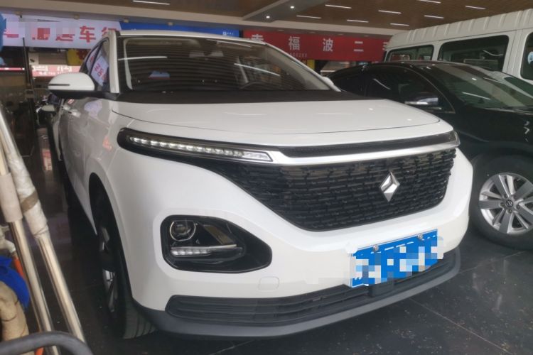 Used Baojun RM-5 2019 1.5L CVT Elite Version with 24-hour Online Service 6 Seats Exterior 2