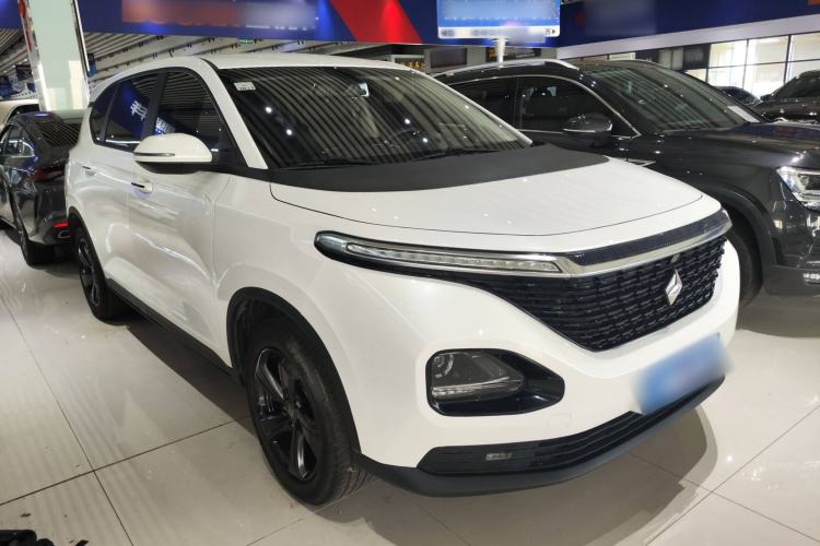 Used Baojun RM-5 2019 1.5T Manual Elite Version with 24-Hour Online Service 6 Seats Exterior 2