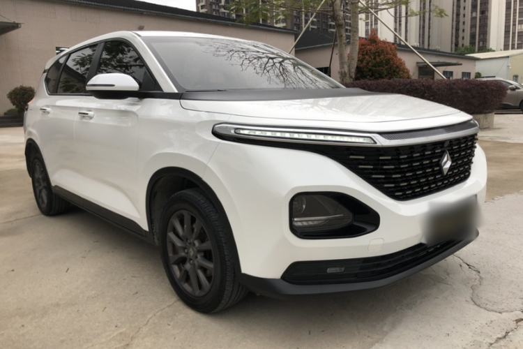 Used Baojun RM-5 2019 1.5L Manual Elite Edition with 24-hour Online Service 5 Seats Exterior 2