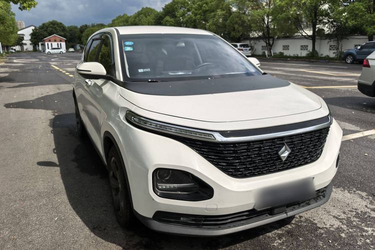 Used Baojun RM-5 2019 1.5T CVT Elite Version with 24-Hour Online Service 5 Seats Exterior 2