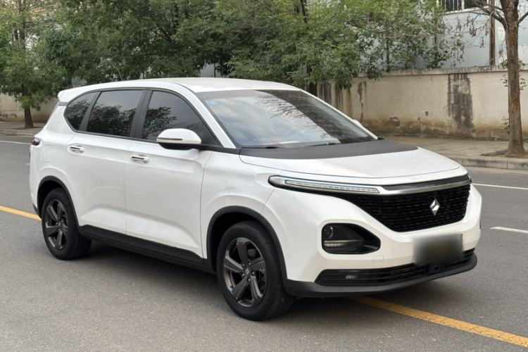 Used Baojun RM-5 2019 1.5T CVT Elite Version with 24-Hour Online Service 6 Seats Exterior 3