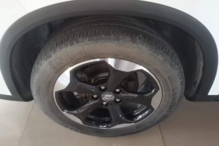 Used Baojun RM-5 2019 1.5T CVT 24-Hour Online Luxury Version 6 Seats Exterior 4