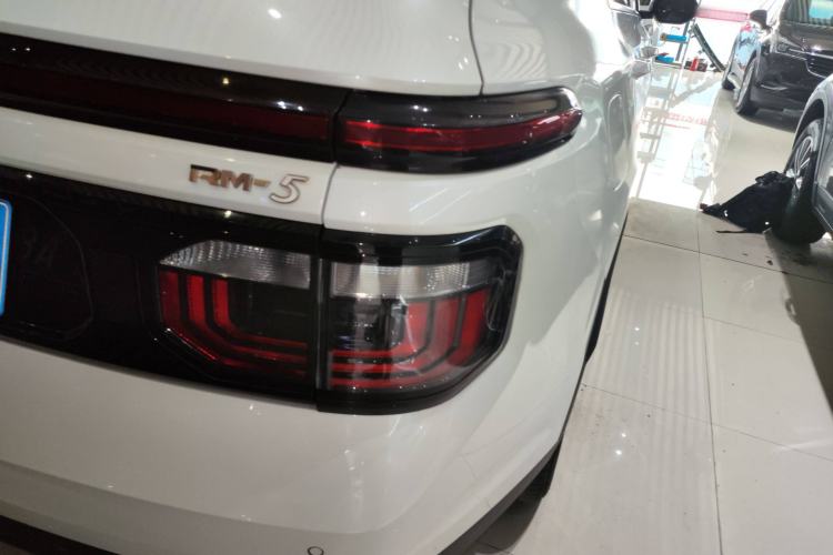 Used Baojun RM-5 2019 1.5T Manual Elite Version with 24-Hour Online Service 6 Seats Exterior 6