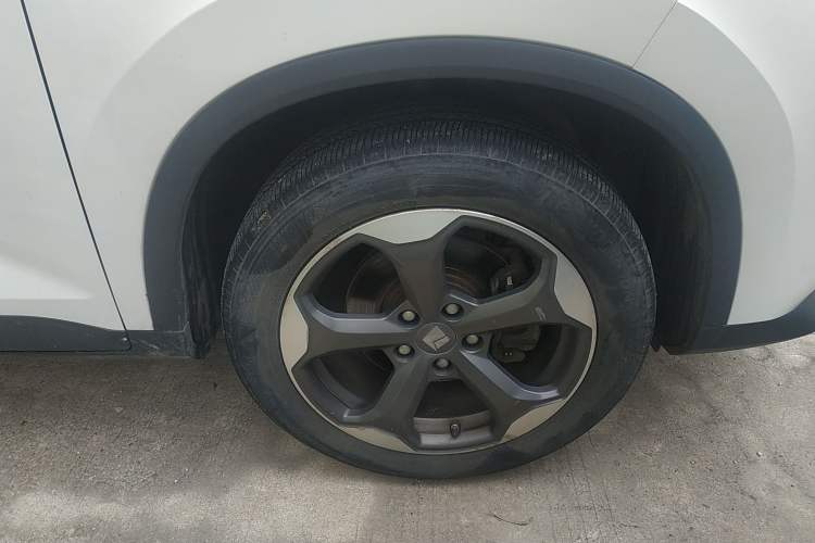 Used Baojun RM-5 2019 1.5T CVT 24-Hour Online Luxury Version 7 Seats Exterior 7