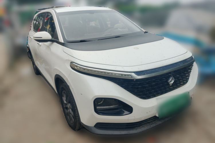 Used Baojun RM-5 2019 1.5L Manual Elite Edition with 24-hour Online Service 5 Seats Front Right 45 Deg