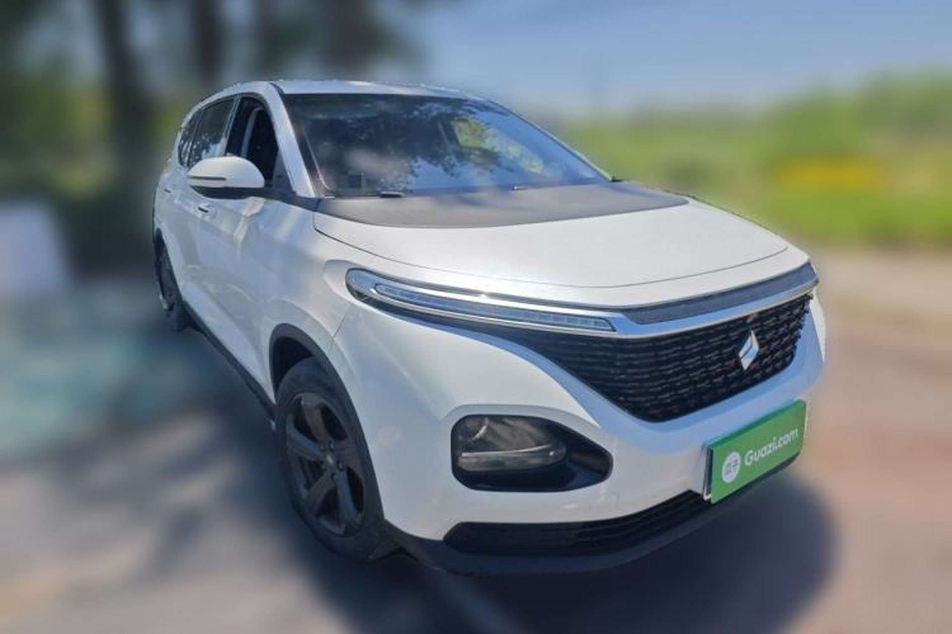 Used Baojun RM-5 2019 1.5T Manual Elite Version with 24-Hour Online Service 6 Seats Front Right 45 Deg