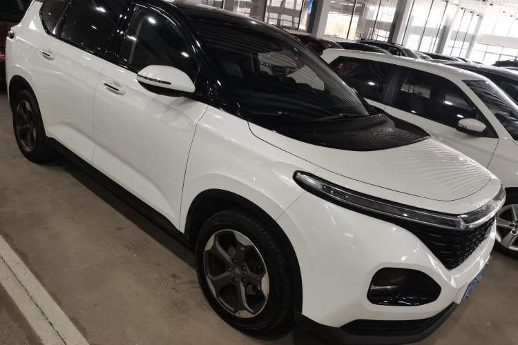 Used Baojun RM-5 2019 1.5T CVT 24-Hour Online Prestige Version 5 Seats Front Right 45 Deg