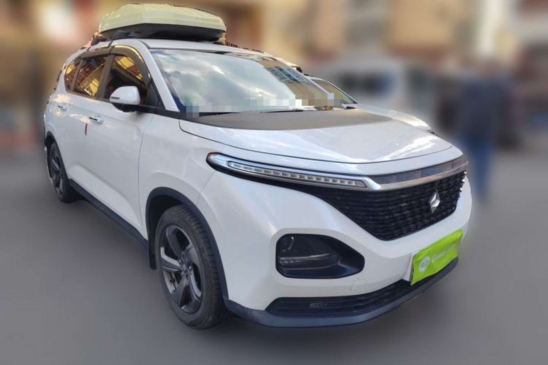 Used Baojun RM-5 2019 1.5T CVT Elite Version with 24-Hour Online Service 7 Seats Front Right 45 Deg