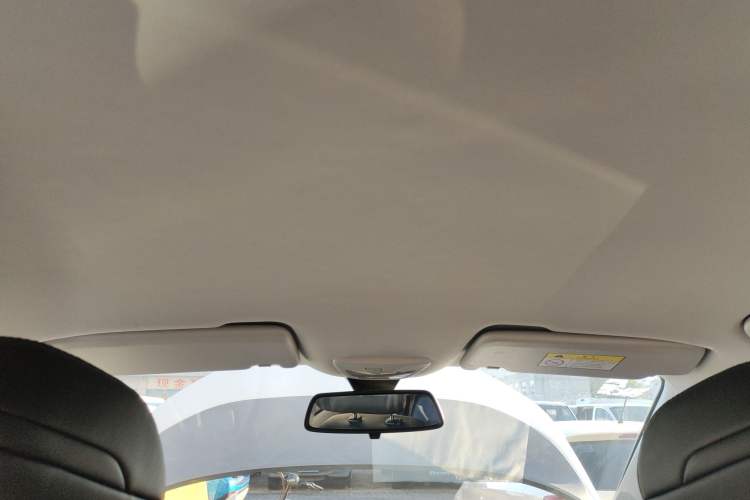 Used Baojun RM-5 2019 1.5T Manual Elite Version with 24-Hour Online Service 7 Seats Headliner