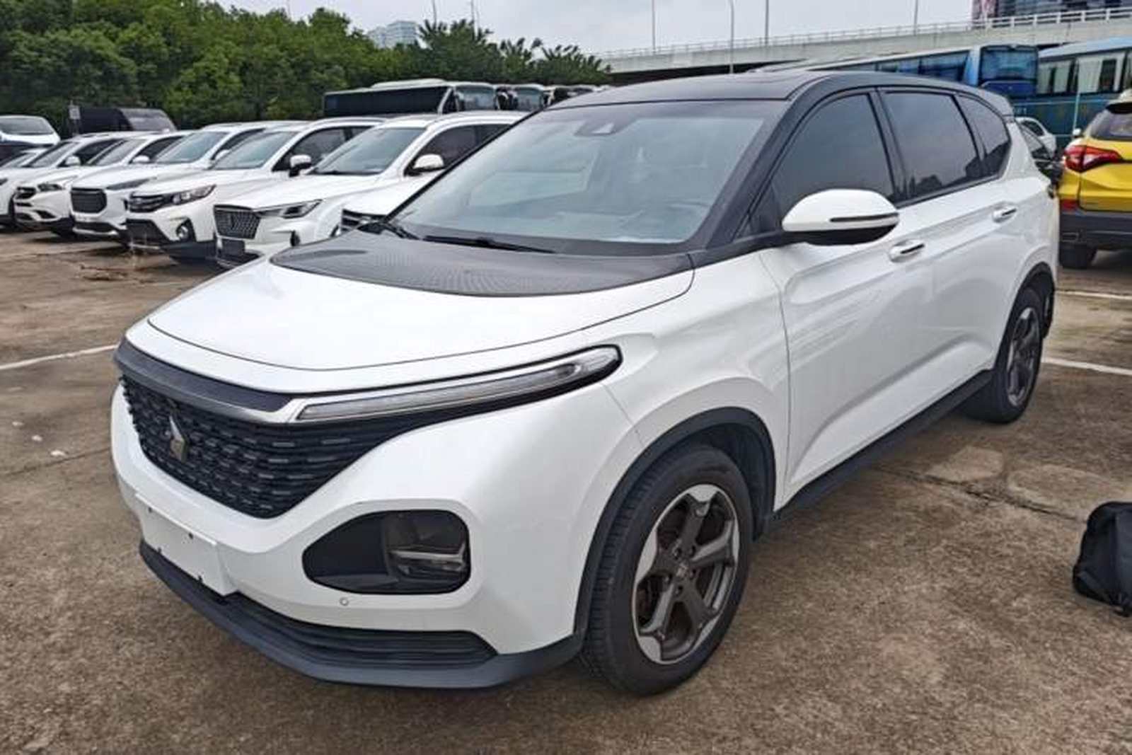 Фото Baojun с площадки