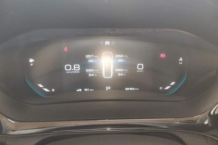 Used Baojun RM-5 2019 1.5L CVT Elite Version with 24-hour Online Service 6 Seats Instrument Cluster