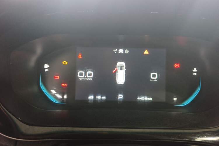 Used Baojun RM-5 2019 1.5T CVT Elite Version with 24-Hour Online Service 5 Seats Instrument Cluster
