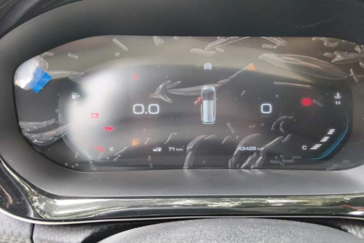 Used Baojun RM-5 2019 1.5T Manual Elite Version with 24-Hour Online Service 6 Seats Instrument Cluster