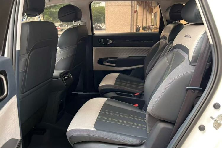 Used Baojun RM-5 2019 1.5T CVT 24-Hour Online Luxury Version 6 Seats Interior 1