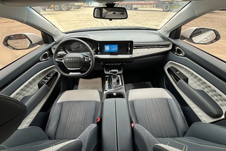 Used Baojun RM-5 2019 1.5T CVT 24-Hour Online Luxury Version 5 Seats Interior 12