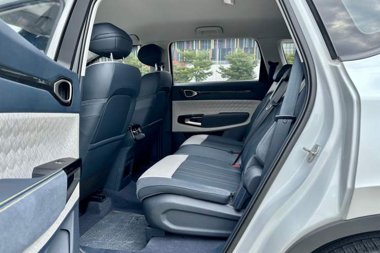 Used Baojun RM-5 2019 1.5T CVT 24-Hour Online Luxury Version 7 Seats Interior 2