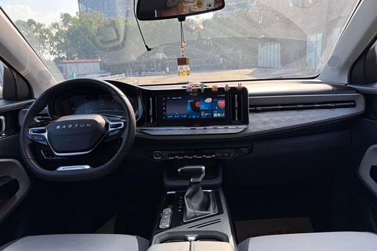 Used Baojun RM-5 2019 1.5T CVT 24-Hour Online Luxury Version 6 Seats Interior 2