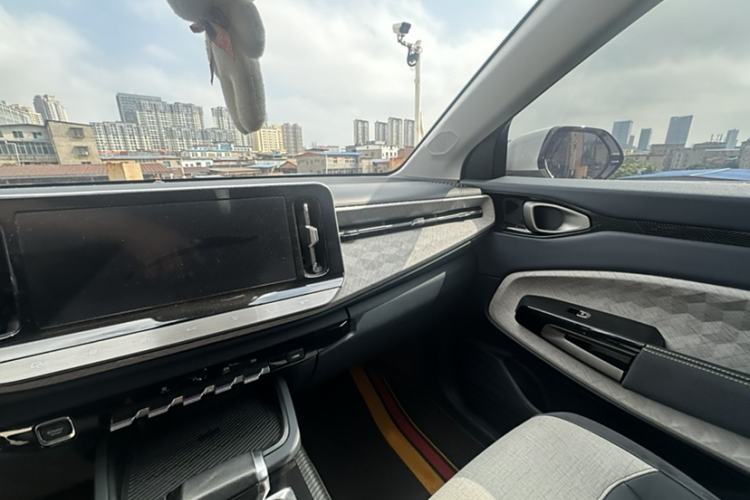Used Baojun RM-5 2019 1.5T CVT 24-Hour Online Prestige Version 6 Seats Interior 4