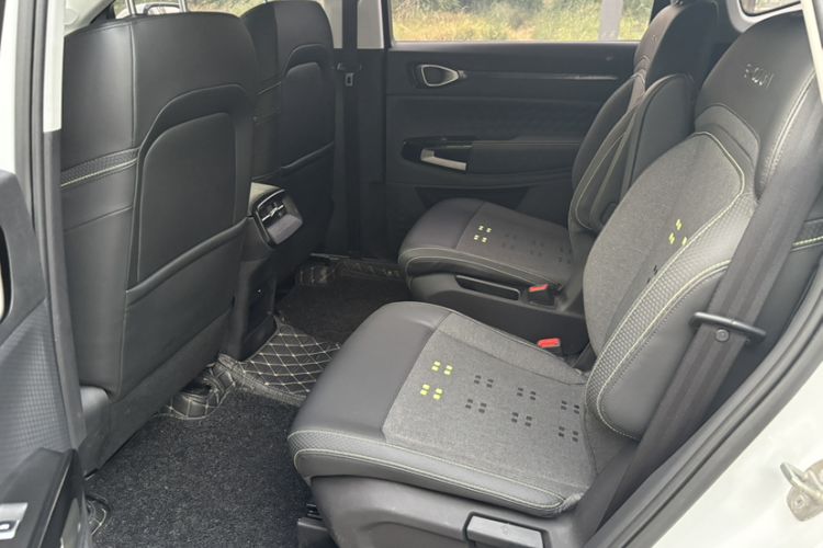 Used Baojun RM-5 2019 1.5T CVT Elite Version with 24-Hour Online Service 6 Seats Interior 5
