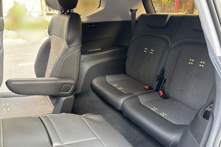 Used Baojun RM-5 2019 1.5T CVT Elite Version with 24-Hour Online Service 6 Seats Interior 5