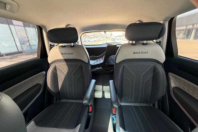 Used Baojun RM-5 2019 1.5T CVT 24-Hour Online Luxury Version 6 Seats Interior 5