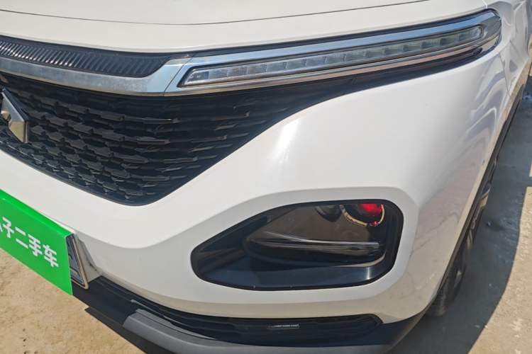 Used Baojun RM-5 2019 1.5T CVT Elite Version with 24-Hour Online Service 5 Seats Left Front Headlight