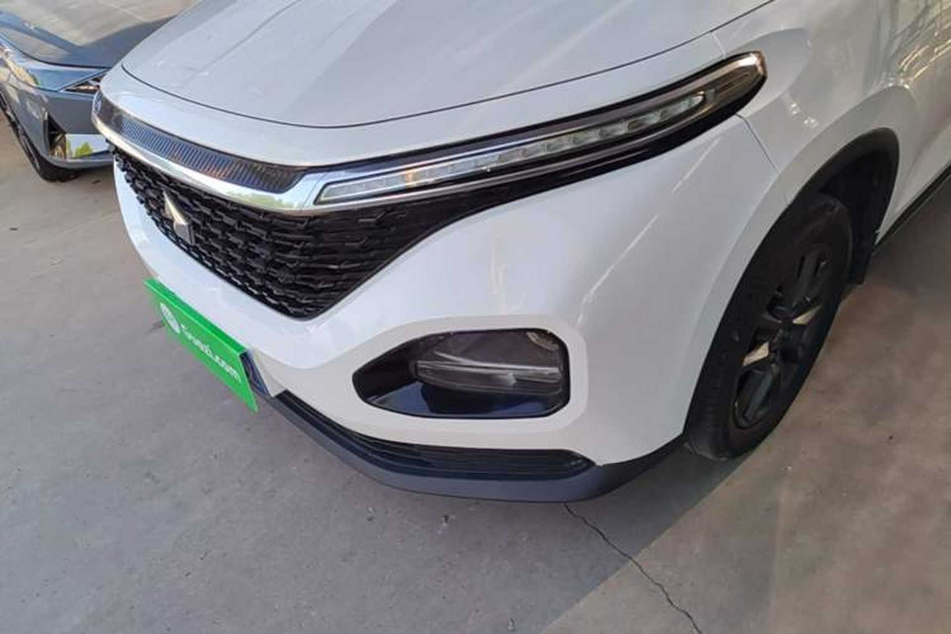 Used Baojun RM-5 2019 1.5L Manual Elite Edition with 24-hour Online Service 5 Seats Left Front Headlight