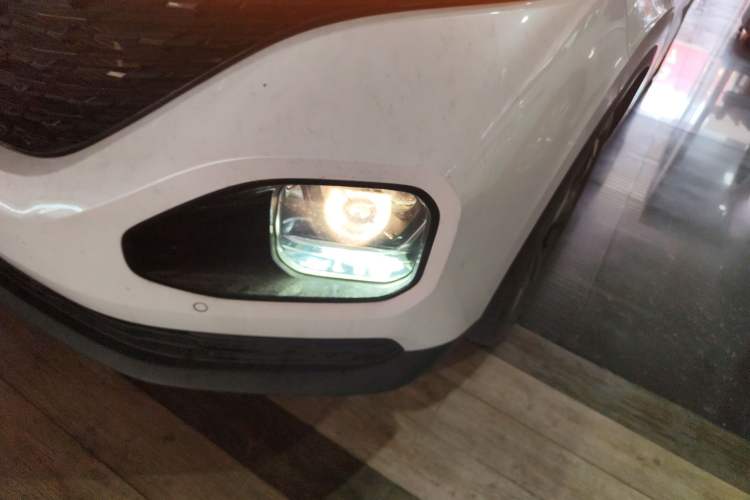 Used Baojun RM-5 2019 1.5T CVT 24-Hour Online Luxury Version 6 Seats Left Front Headlight