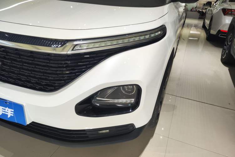 Used Baojun RM-5 2019 1.5T Manual Elite Version with 24-Hour Online Service 6 Seats Left Front Headlight