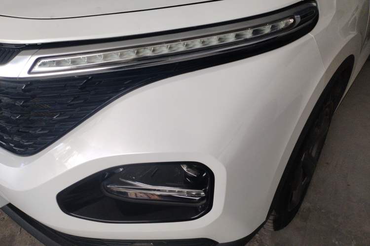 Used Baojun RM-5 2019 1.5T CVT Elite Version with 24-Hour Online Service 6 Seats Left Front Headlight