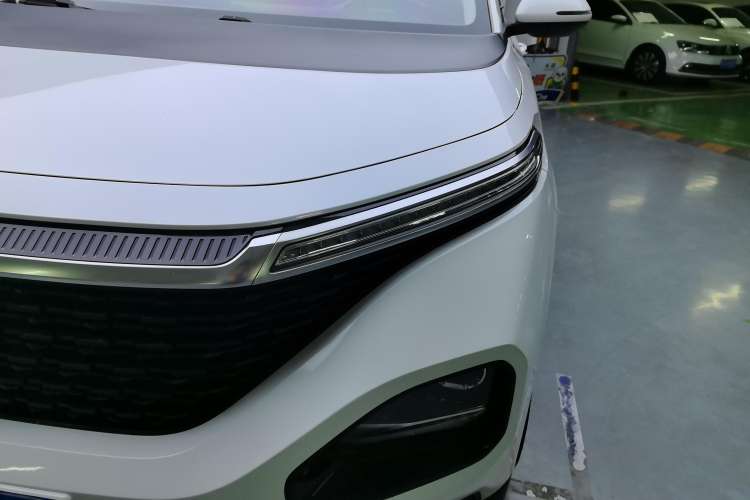 Used Baojun RM-5 2019 1.5T Manual Elite Version with 24-Hour Online Service 6 Seats Left Front Headlight