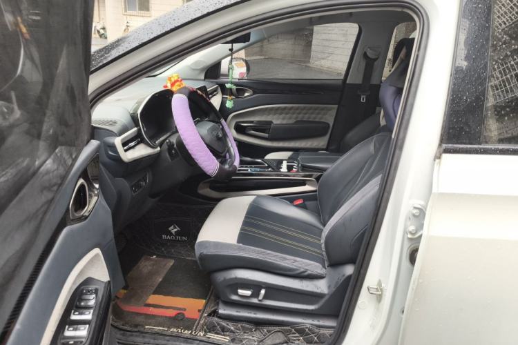 Used Baojun RM-5 2019 1.5T CVT 24-Hour Online Prestige Version 5 Seats Left Front Seat