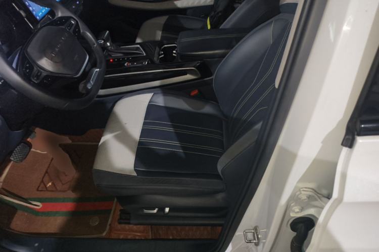 Used Baojun RM-5 2019 1.5T CVT 24-Hour Online Prestige Version 5 Seats Left Front Seat
