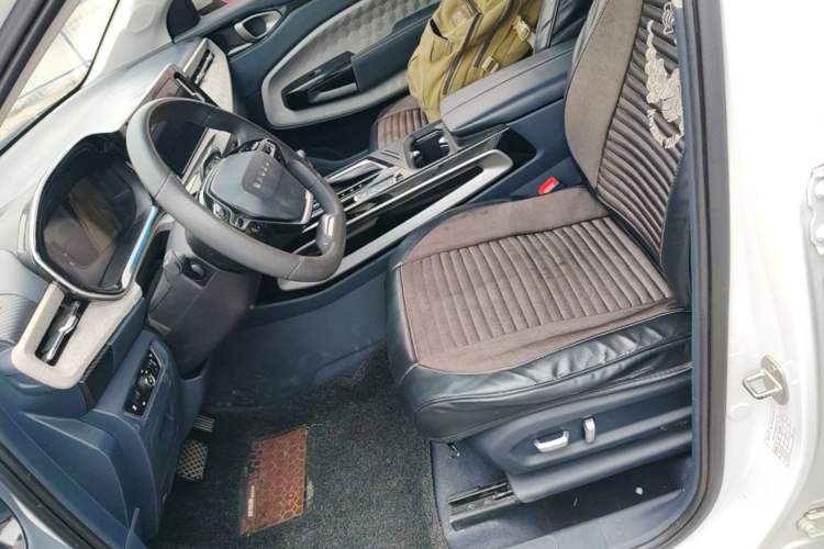 Used Baojun RM-5 2019 1.5T CVT 24-Hour Online Luxury Version 7 Seats Left Front Seat