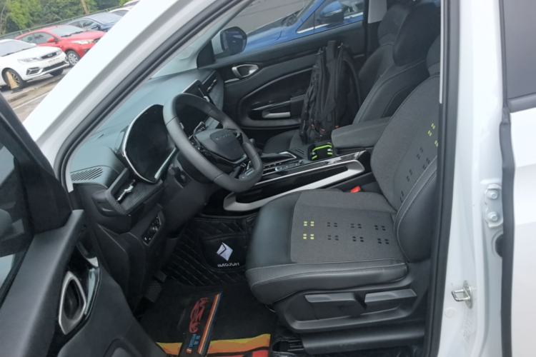 Used Baojun RM-5 2019 1.5T CVT Elite Version with 24-Hour Online Service 5 Seats Left Front Seat