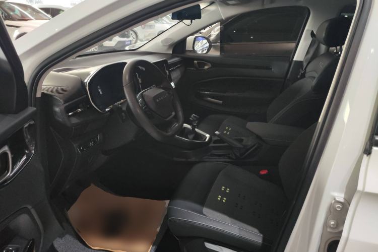 Used Baojun RM-5 2019 1.5T Manual Elite Version with 24-Hour Online Service 6 Seats Left Front Seat